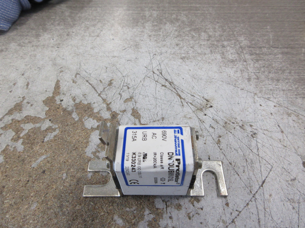 Ferraz Shawmut Protistor Fuse DN00UB69V315L 315A 690V Used
