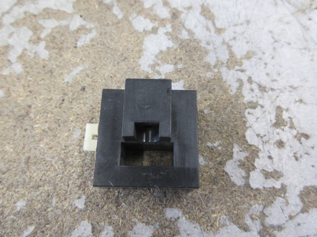Yaskawa DC-DC Converter UND-300B/150 Used