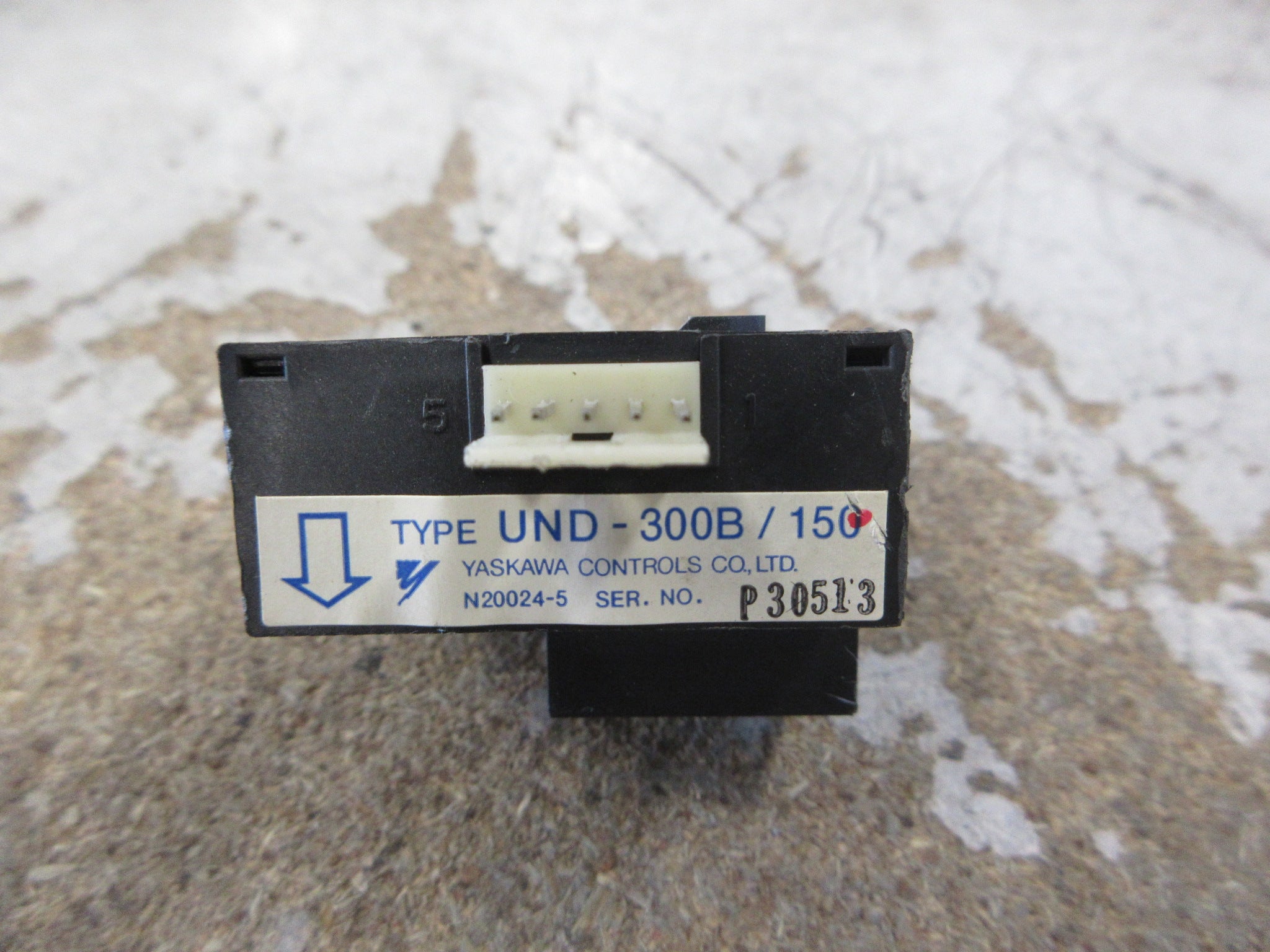 Yaskawa DC-DC Converter UND-300B/150 Used