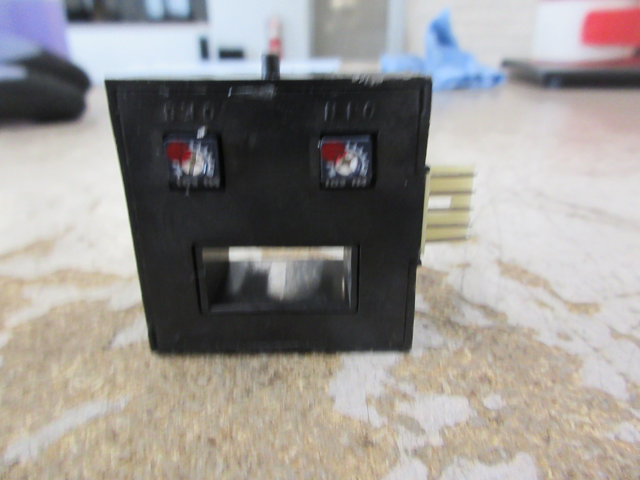 Yaskawa DC-DC Converter UND-300B/150 Used