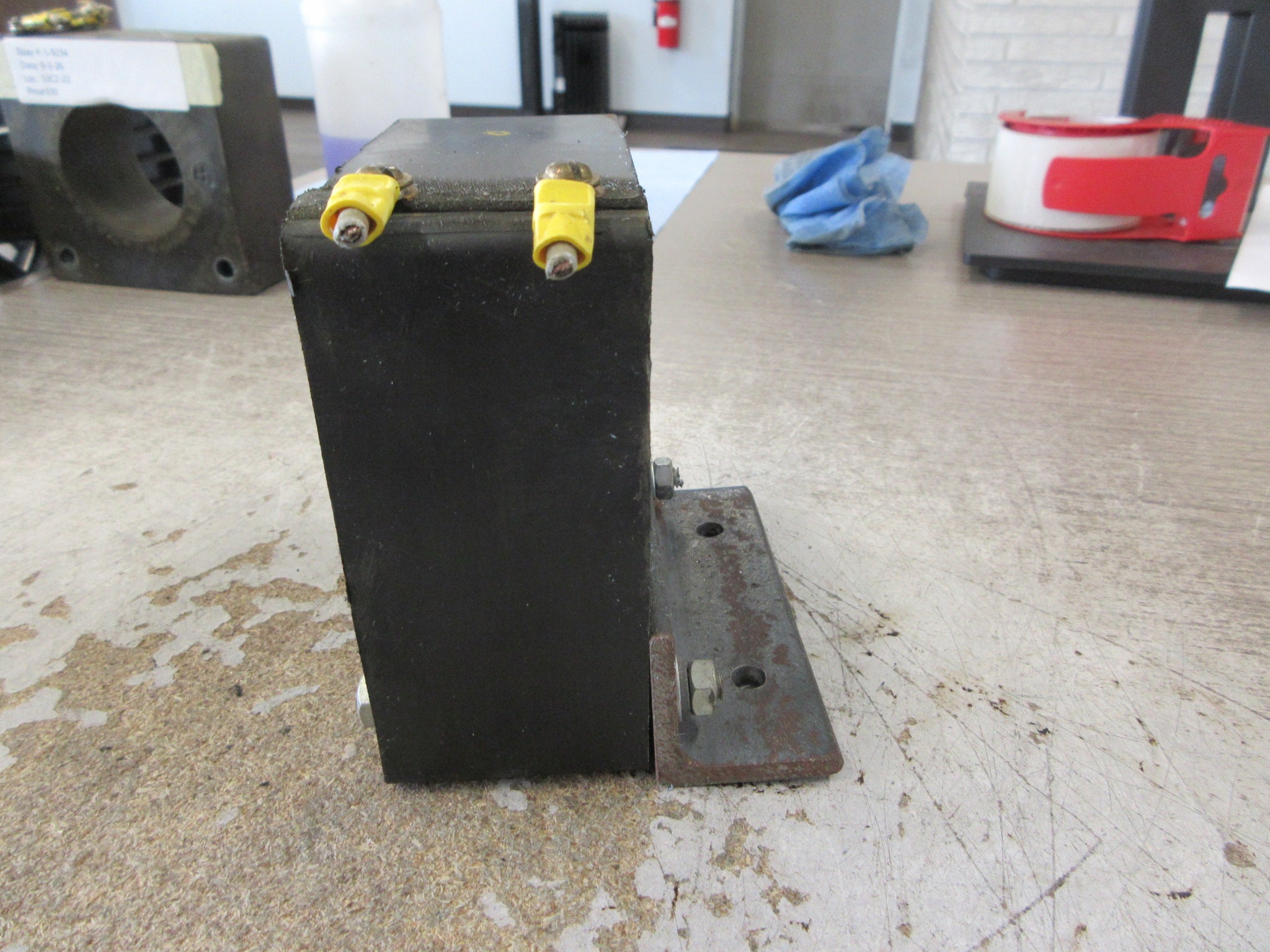 GE Current Transformer 631X29 Ratio 200:5A Used