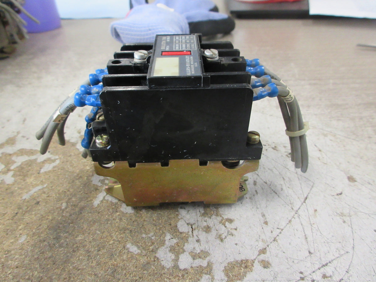 Allen-Bradley AC Relay 700-N400A1 Ser. C 120V Coil Used
