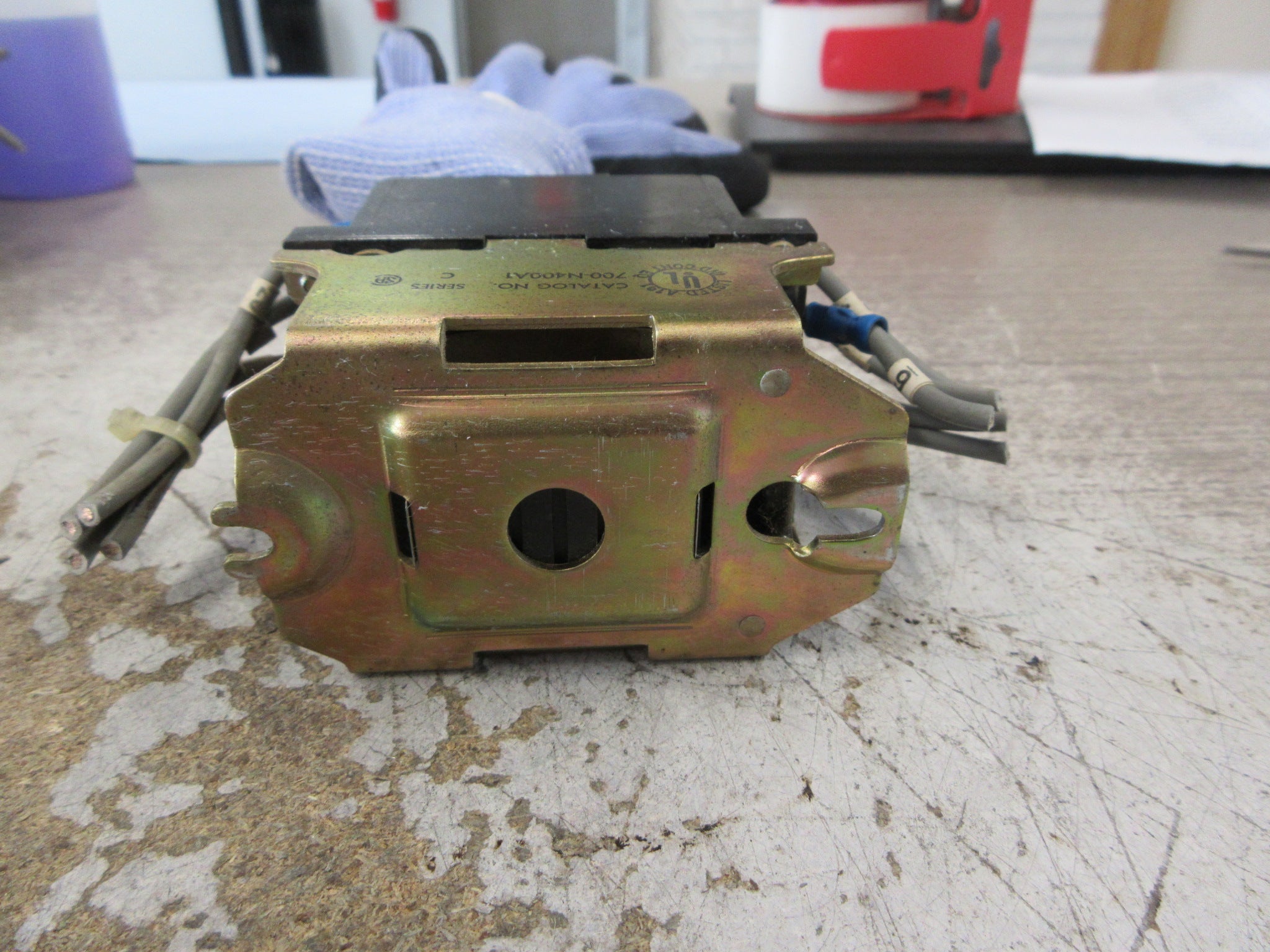 Allen-Bradley AC Relay 700-N400A1 Ser. C 120V Coil Used