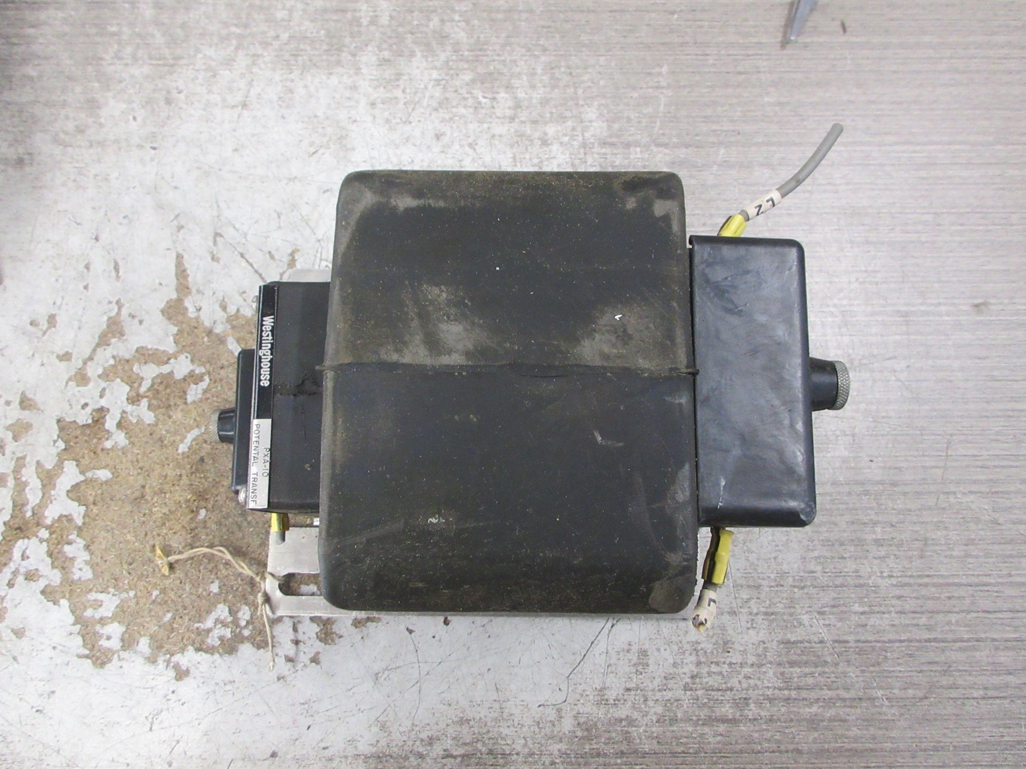 Westinghouse PXA-10 Potential Transformer 592A781G04 Pri: 480Y/480V Used