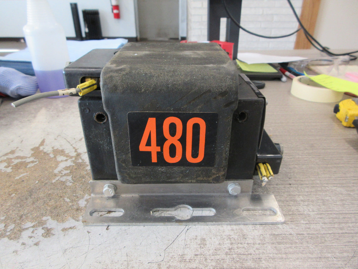Westinghouse PXA-10 Potential Transformer 592A781G04 Pri: 480Y/480V Used