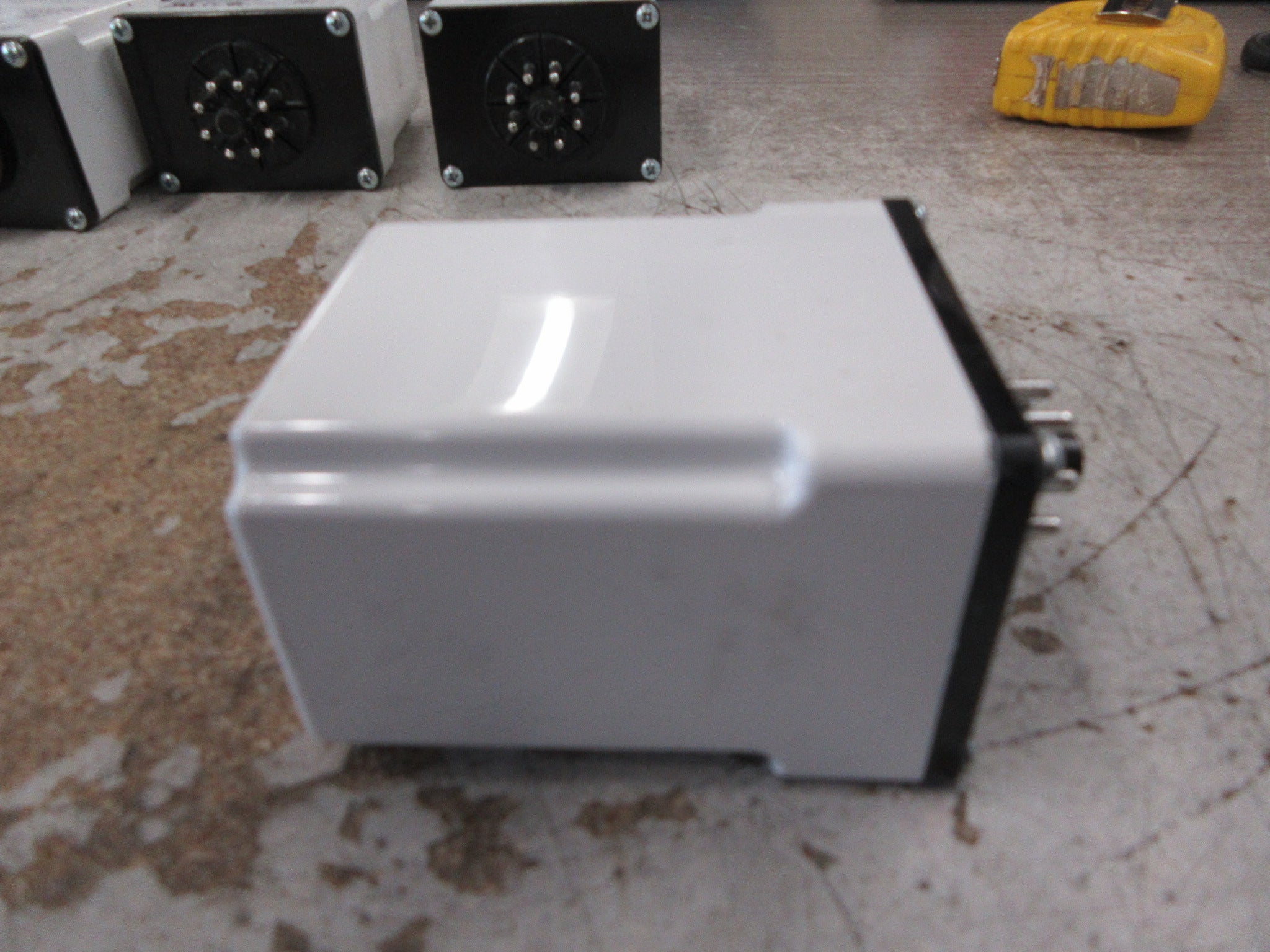 Square D Timing Relay 9050 JCK60V20 Ser. E Range: 0.05 Sec - 999 Hr Used