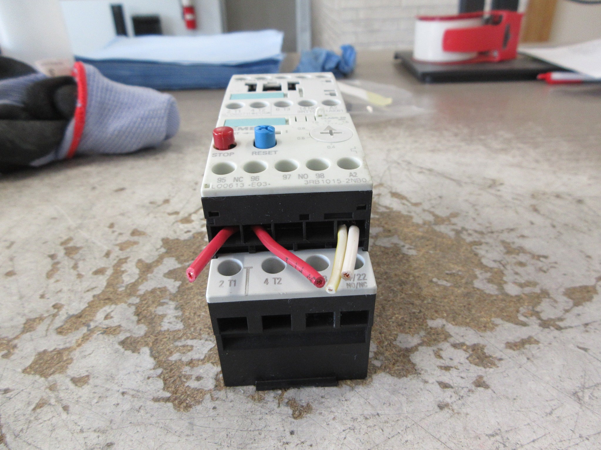 Siemens Starter 3RT1017-1AK61/3RB1015-2NB0 120V Coil Trip: 0.4-1.6A Used