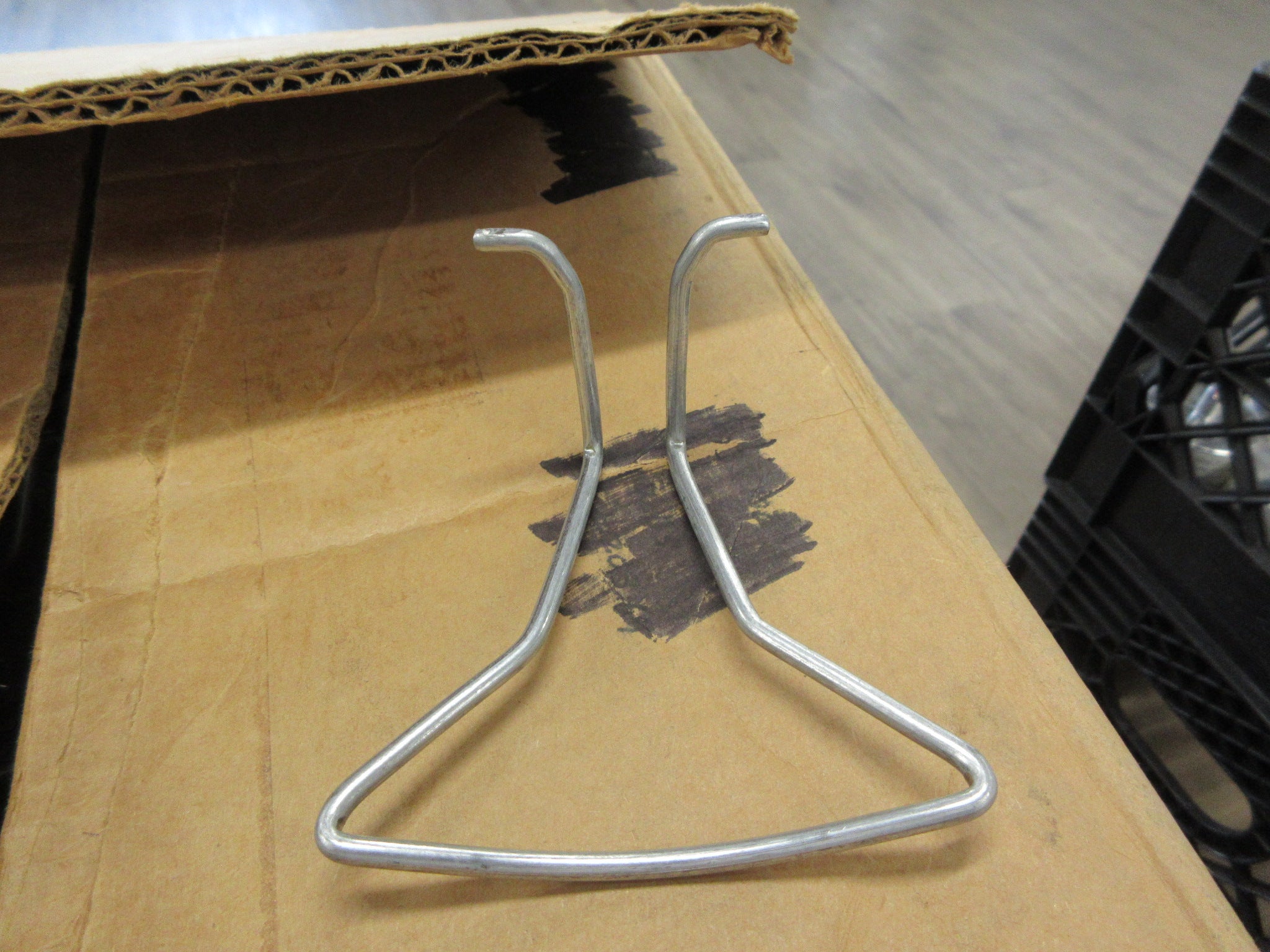 Milbank Tall Support Wire 701552-SC *Box of 250* New Surplus