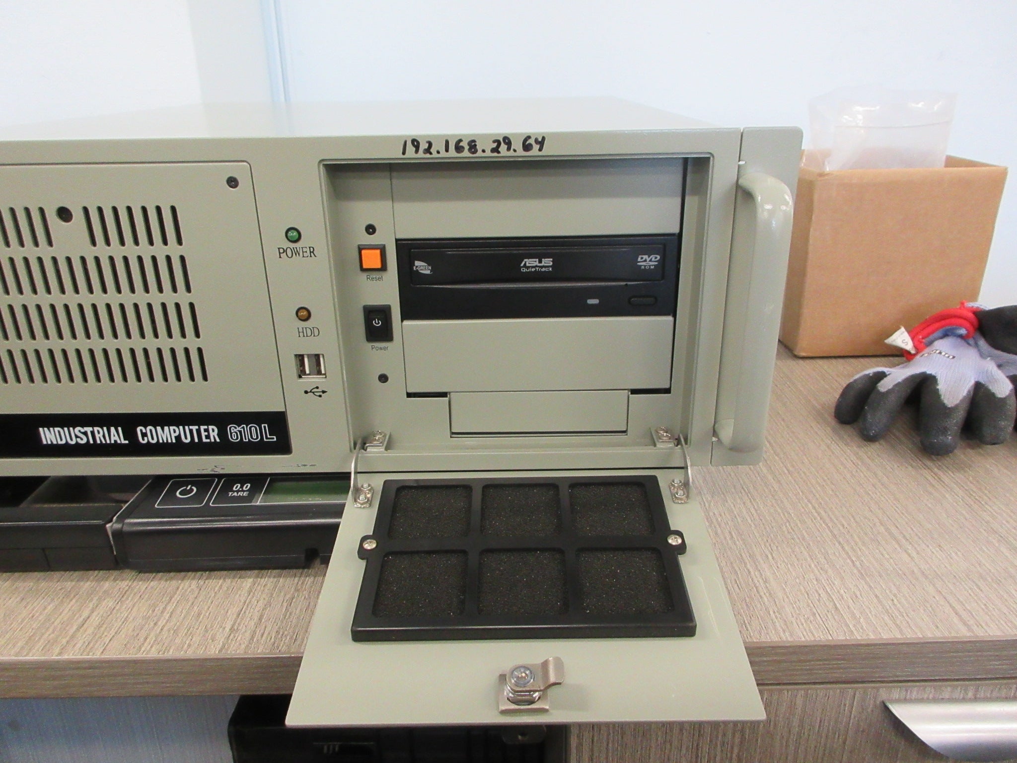 Advantech Industrial Computer IPC-610MB-L Ver. B Rev. A4 Used