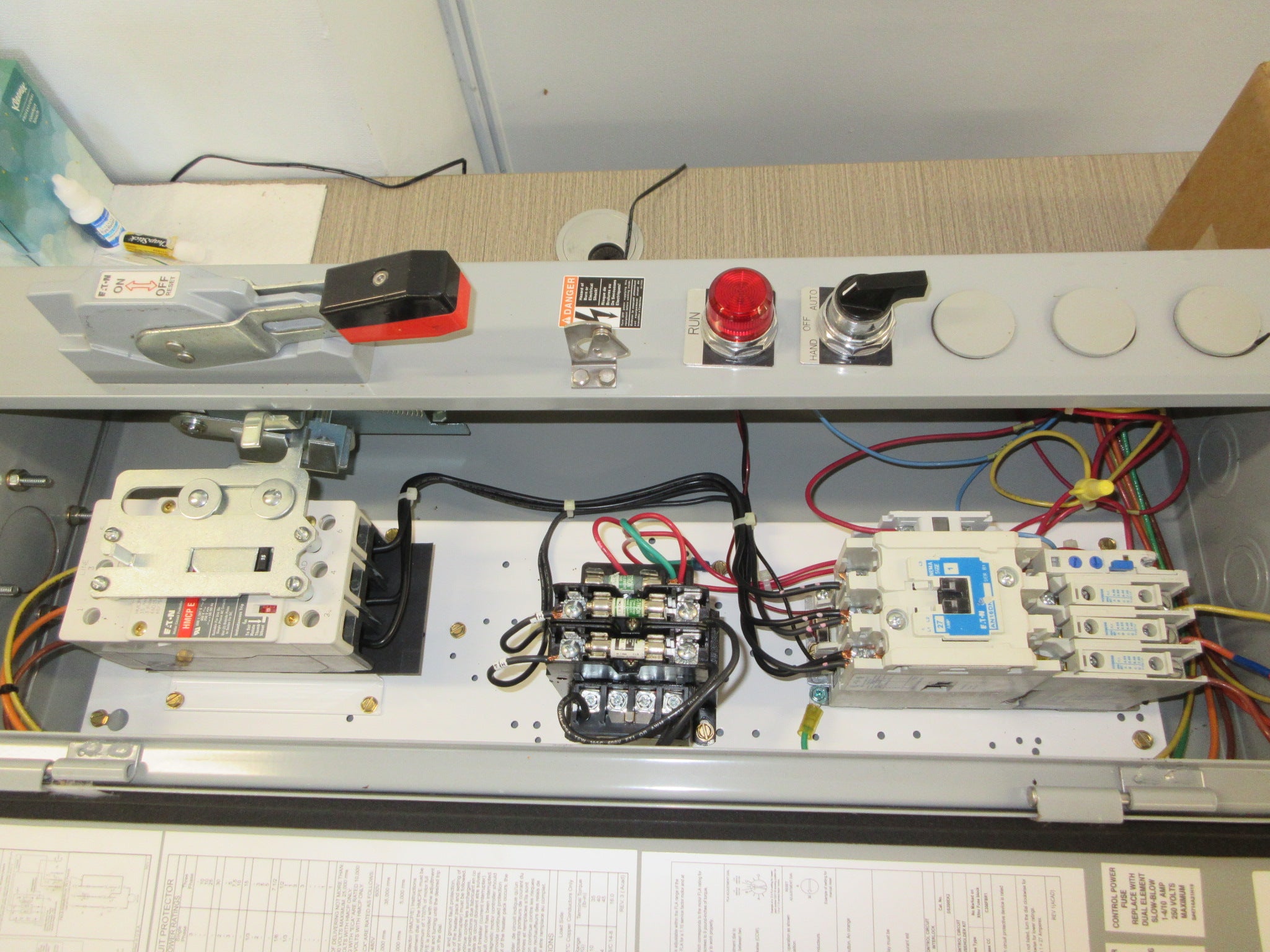 Eaton 3R Size 1 Breaker Combination ECN2412CHC 15A Breaker Used