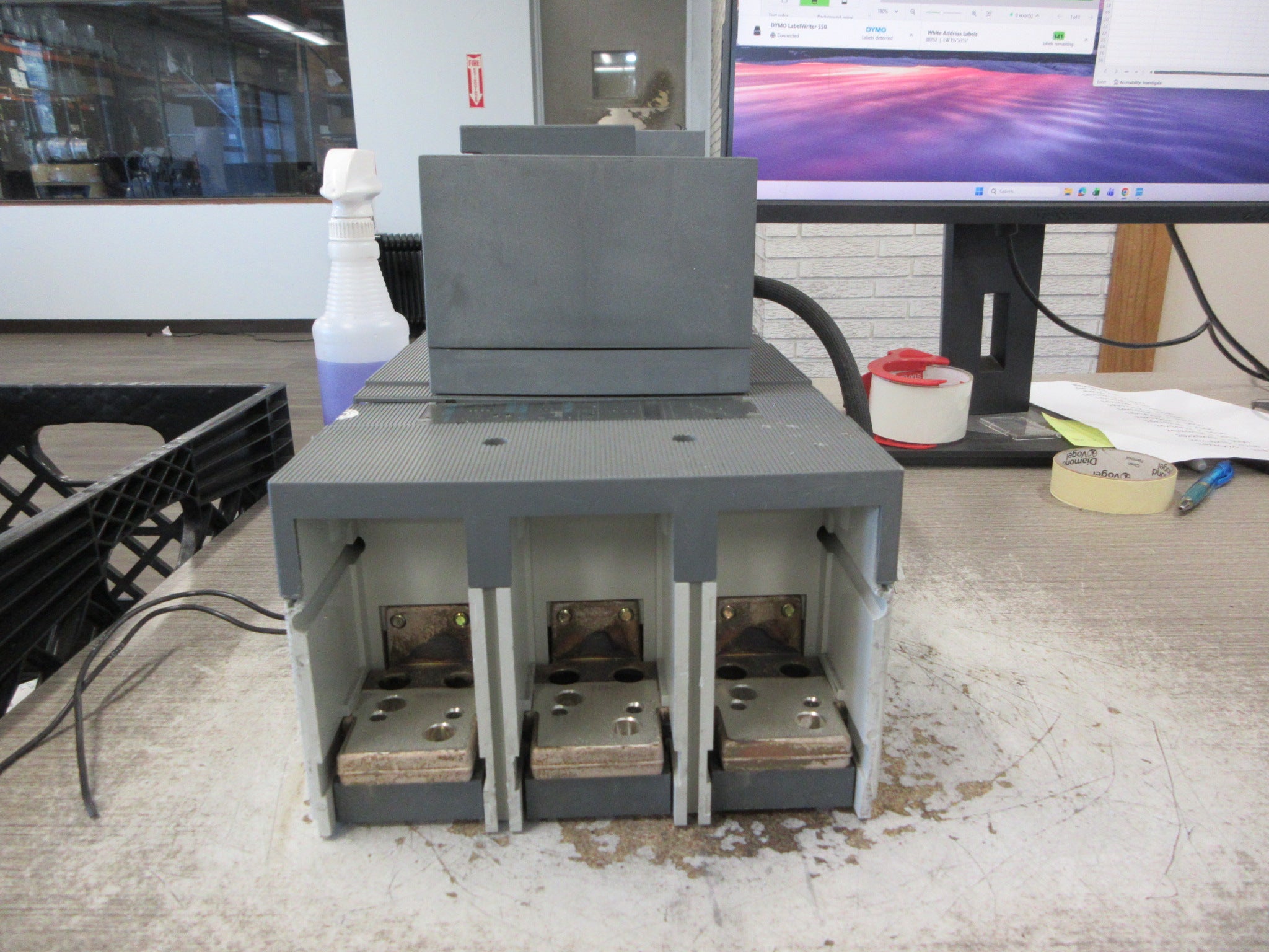ABB Isomax S7 Circuit Breaker PR212/P 1200A 220V Shunt Trip W/Aux Switch Used