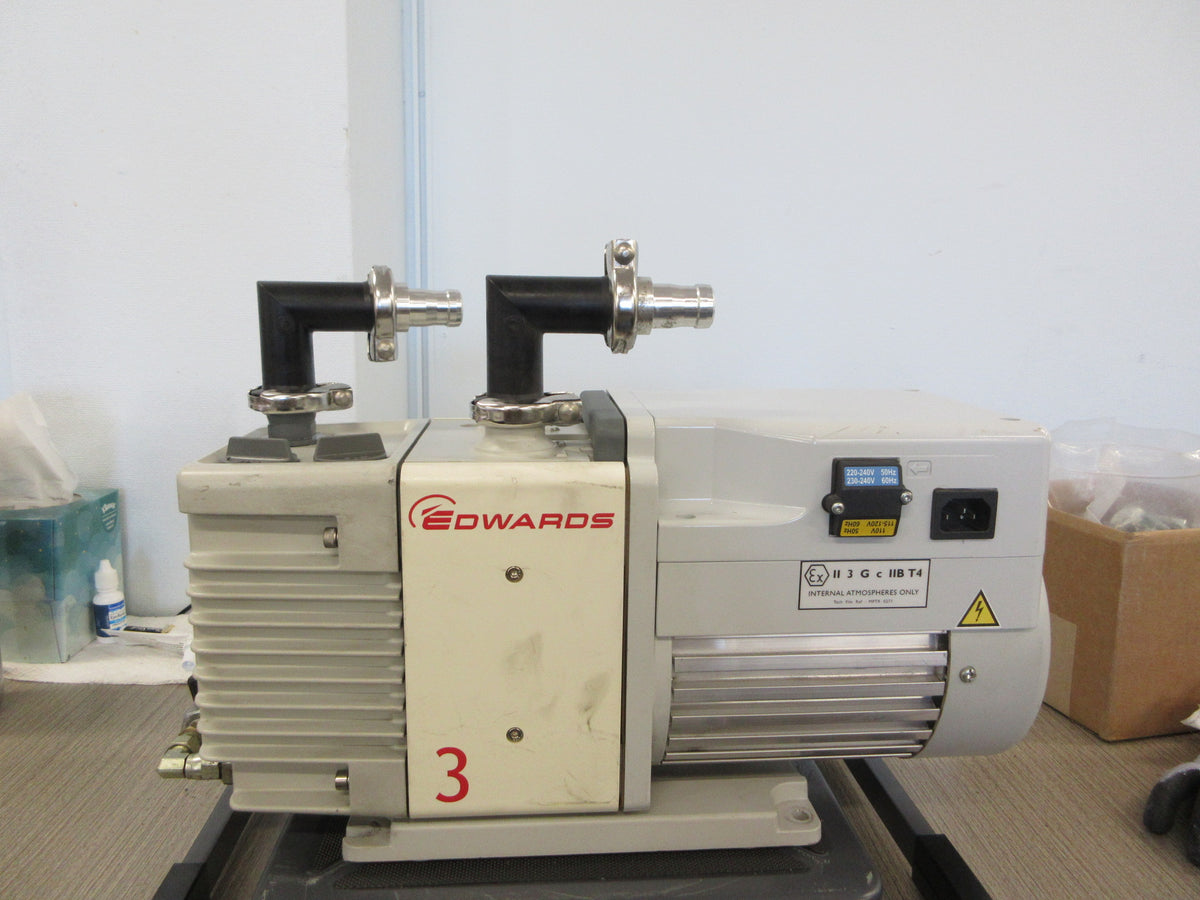 Edwards RV3 Rotary Vane Vacuum Pump A652-01-903 0.75HP 120/240V Used