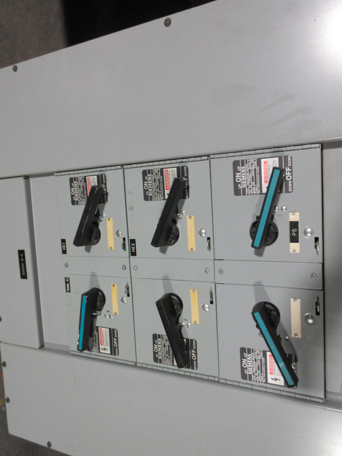 Siemens ITE Series FPP Panelboard F4ML4400SBM 400A 480Y/277V 3Ph 4W Used