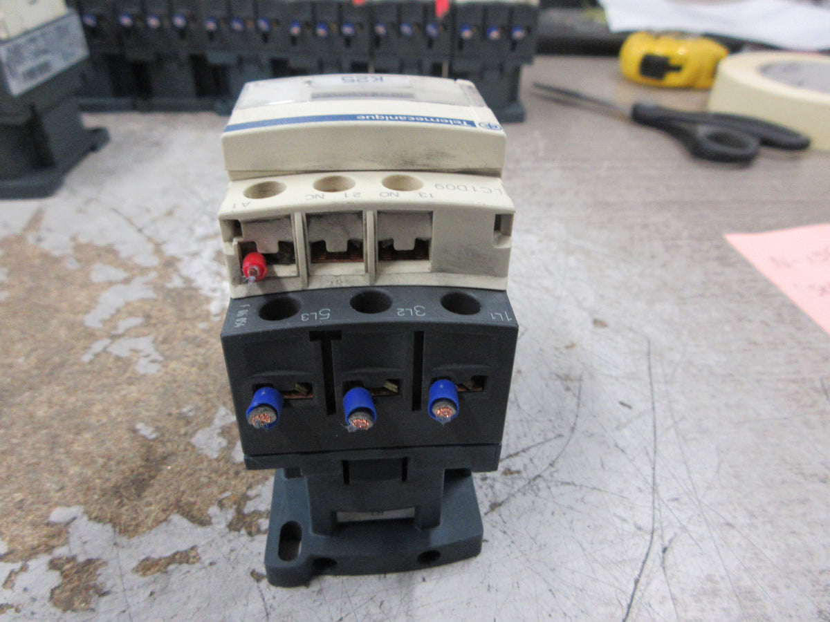 Telemecanique Contactor LC1 D09 24V Coil 25A Used