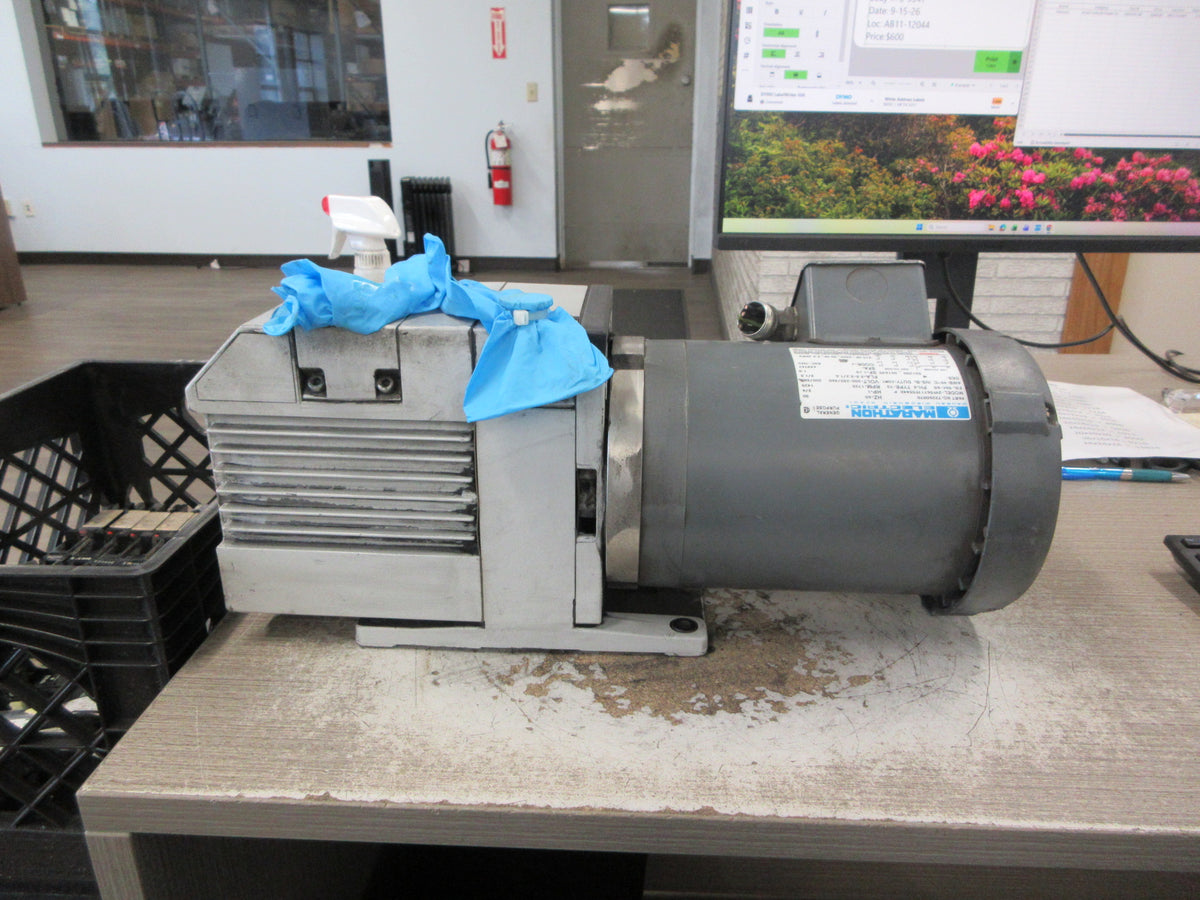 Leybold D8B Trivac Vacuum Pump 91256-2 8 m3/h 1HP 1725RPM 200-230/460V 3Ph Used