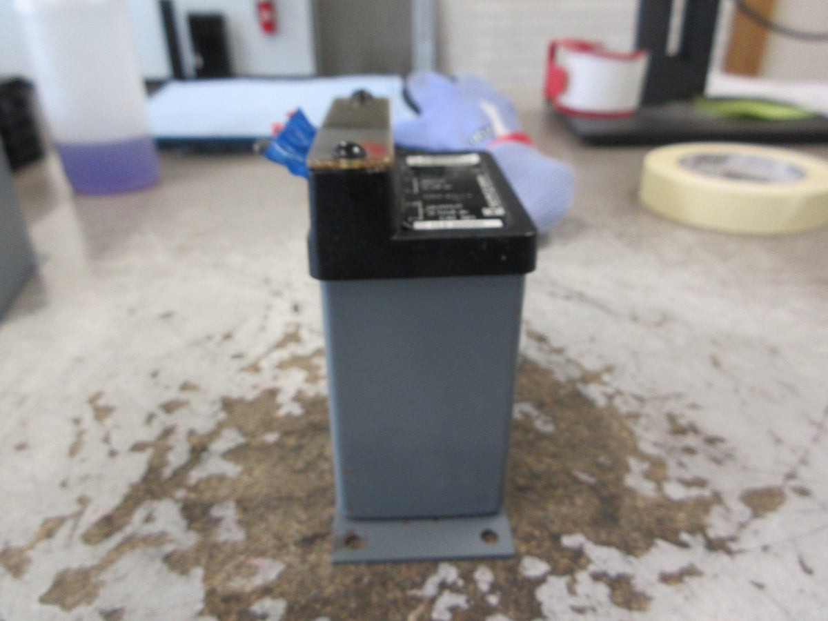 Square D Current Transformer CLE-202001 Input: 0-5A AC Output: 0-1mA DC Used