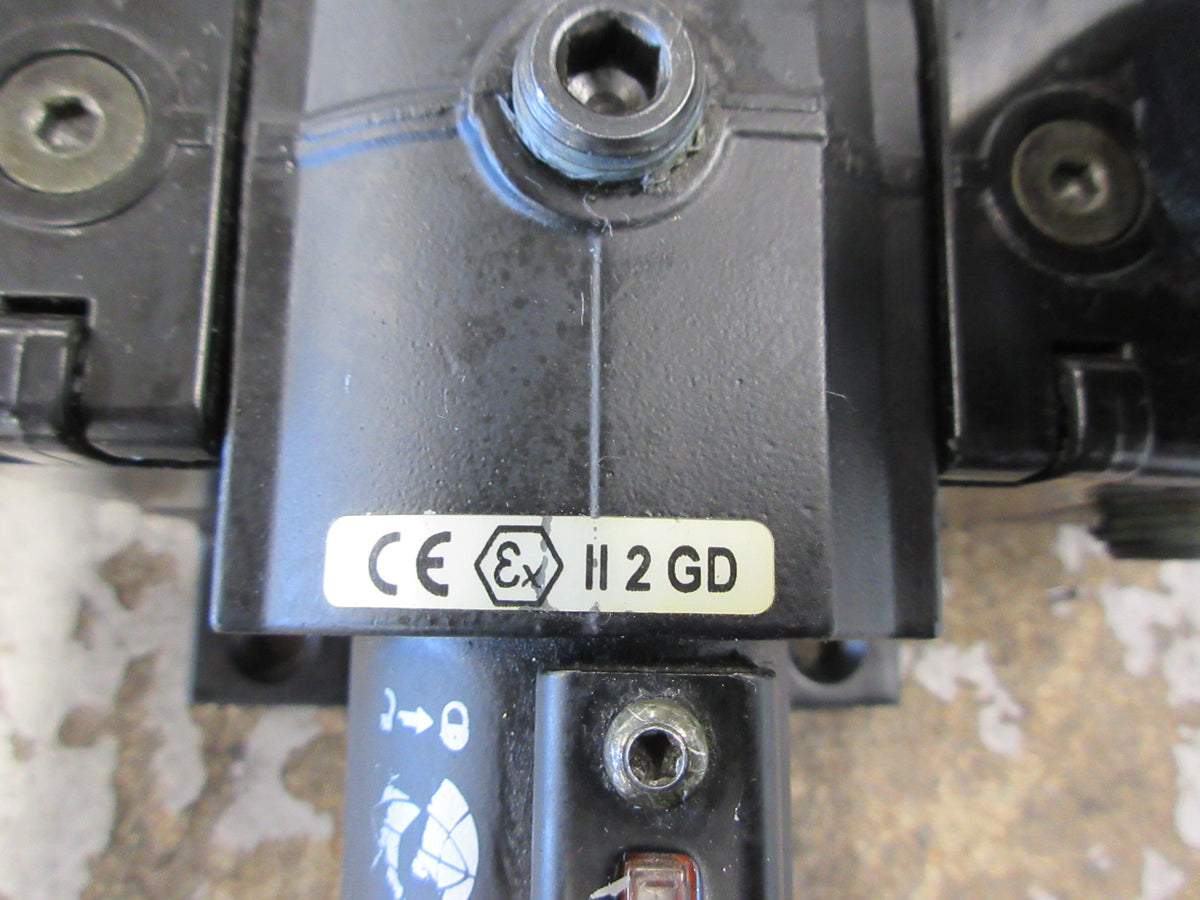 Norgren Filter Regulator II 2 GD Range: 0-160 PSI Used