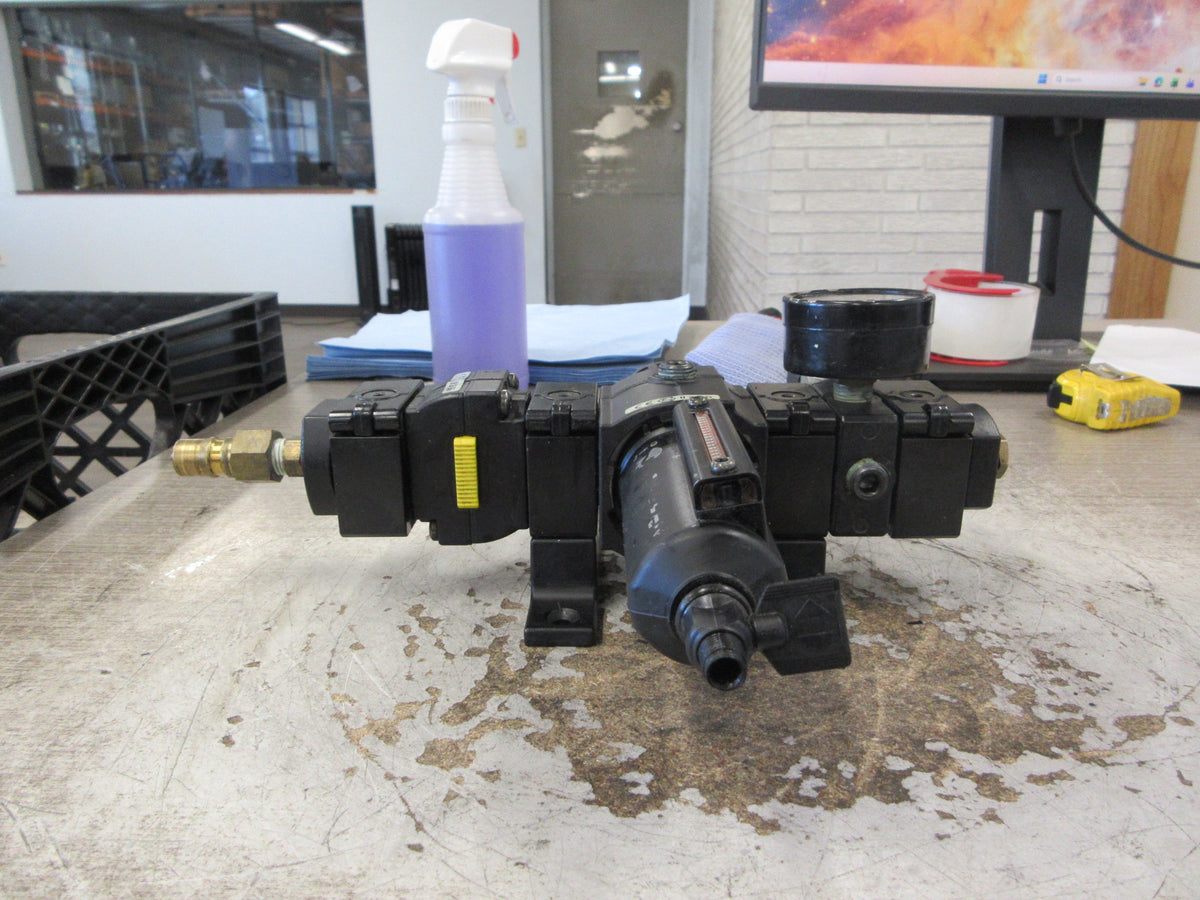 Norgren Filter Regulator II 2 GD Range: 0-160 PSI Used