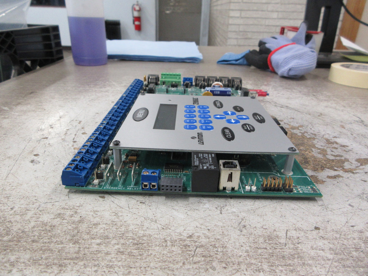 Leviton Z-Max Master Unit Board OX-70121-00-00-01 Rev. F Used