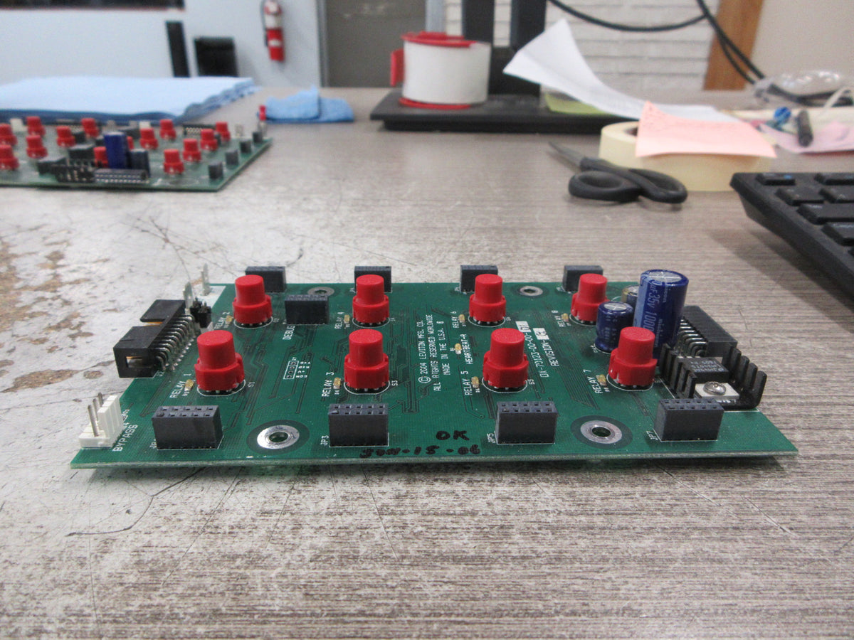 Leviton Z-Max Relay Bus Board OX-70123-00-00-01 Rev. G Used