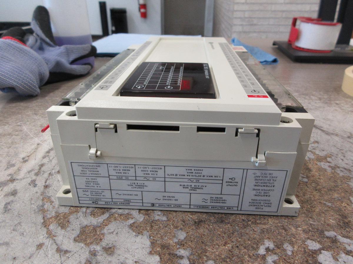 Allen-Bradley SLC 150 Expansion Unit 1745-E151 Ser B Broken Used