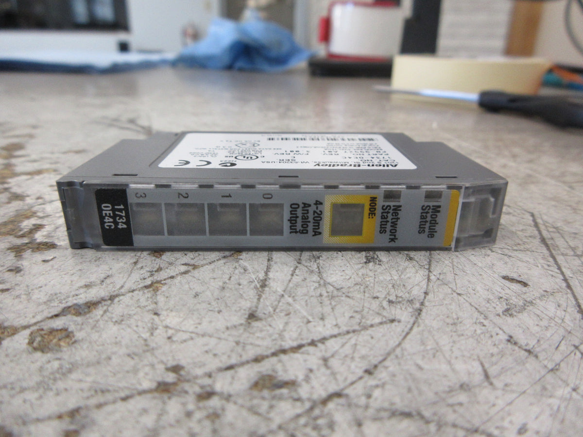 Allen-Bradley Analog Output Module 1734-0E4C Ser. C Rev. A01 F/W Rev. 3.001 Used