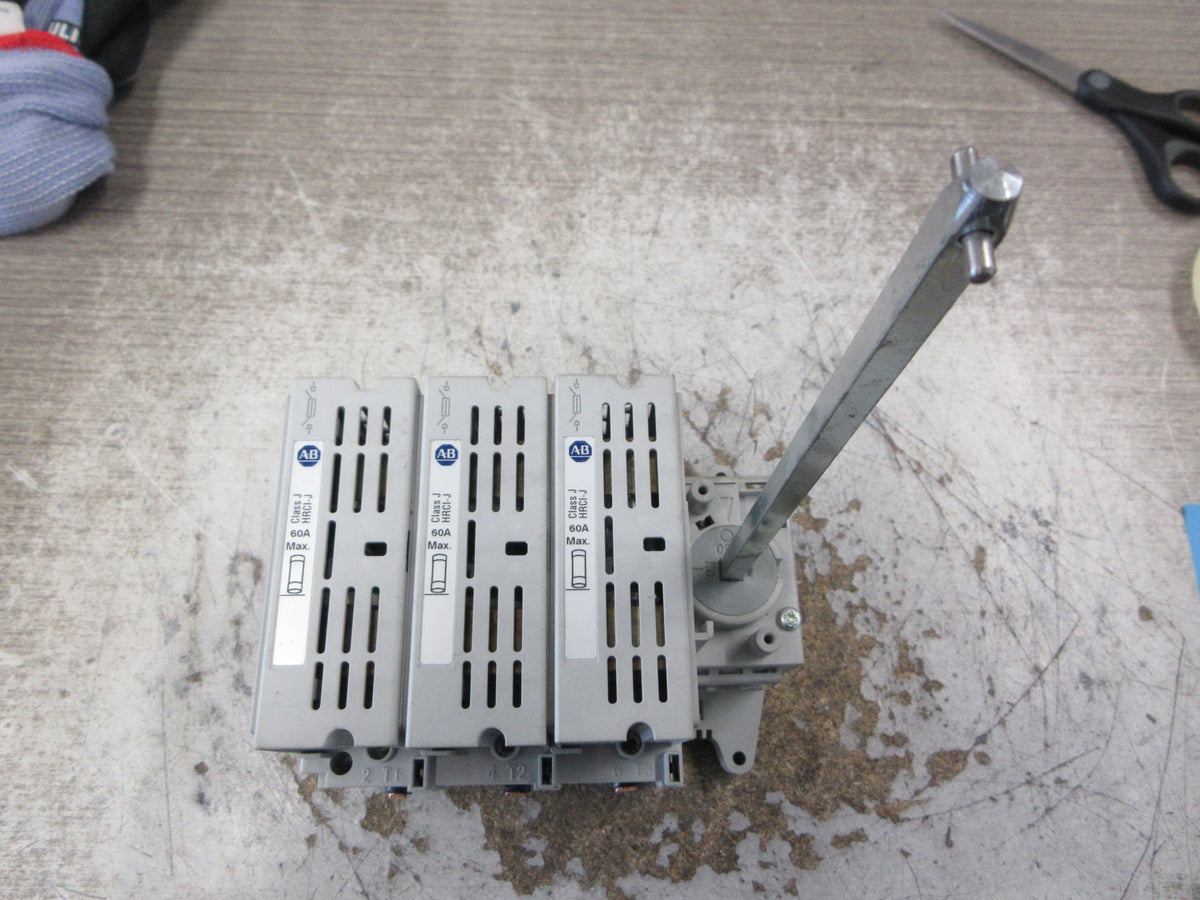 Allen-Bradley Fusible Disconnect Switch 194R-J60-1753 Ser. A 60A 600V 3P Used