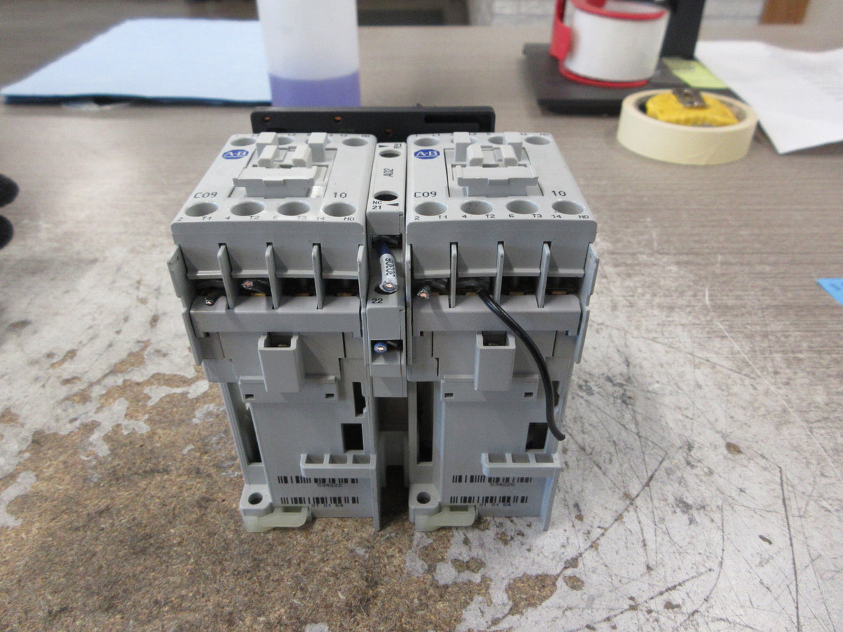 Allen-Bradley Reversing Contactor 104-C09DJ22 Ser. B 24VDC Coil 25A 600V Used