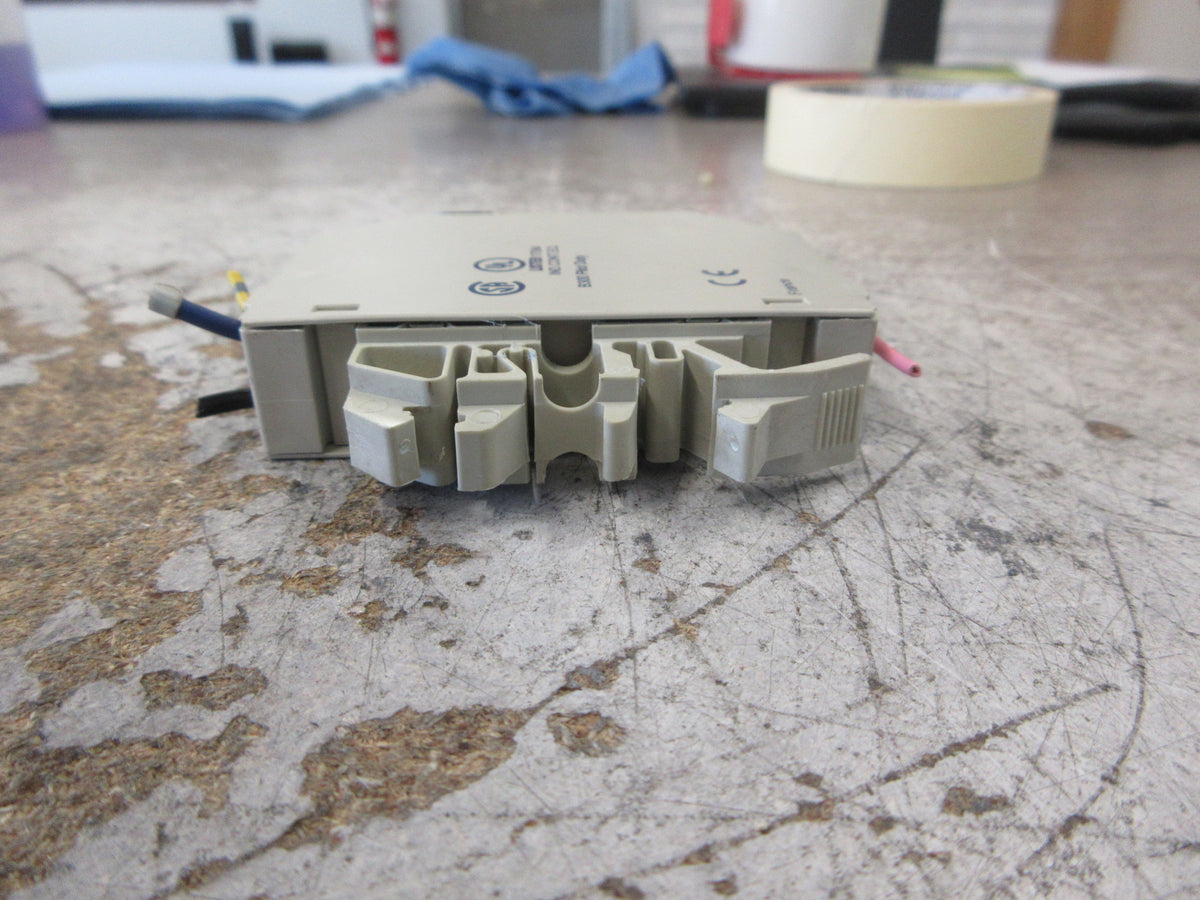 Telemecanique Interface Relay ABR-1S302B 24VDC Used