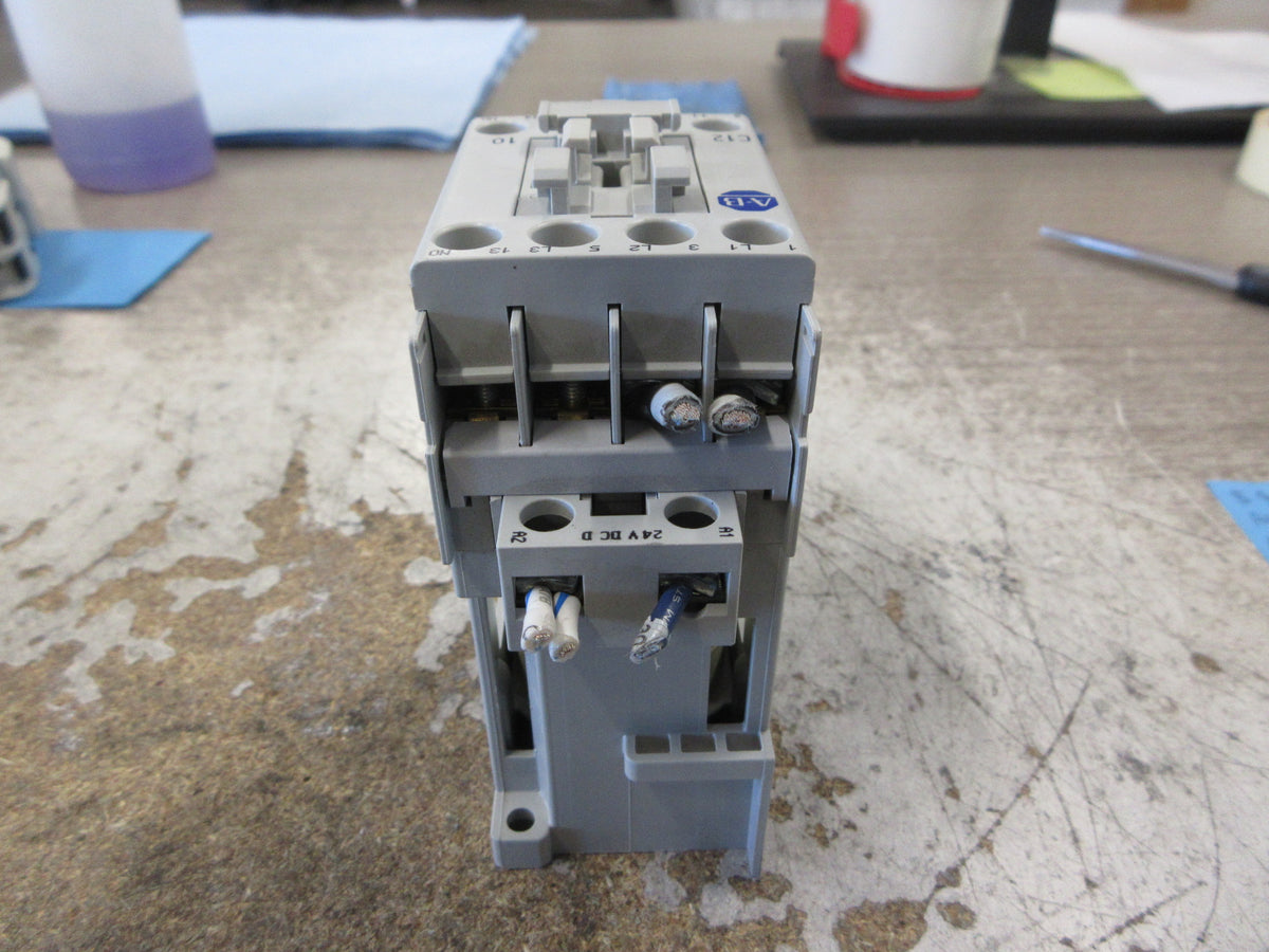 Allen-Bradley Contactor 100-C12D*10 Ser. A 24VDC Coil 25A 600V Used