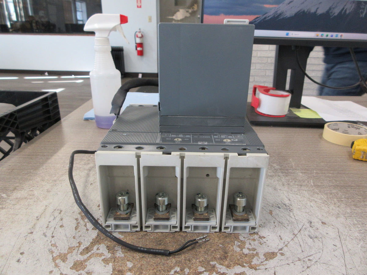 ABB SACE Tmax Circuit Breaker T5N 400 600V 400A 4P Electronic Operator Used