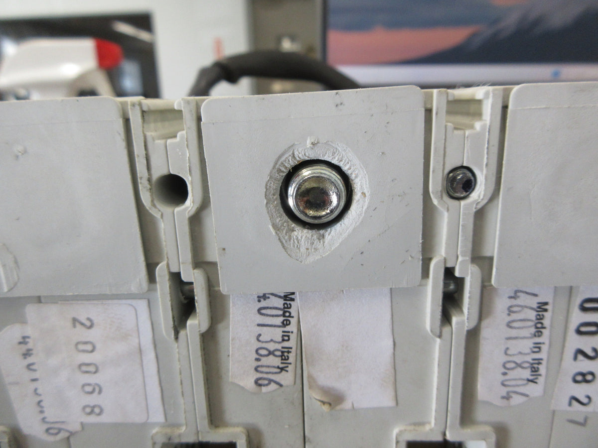 ABB SACE Tmax Circuit Breaker T5N 400 600V 400A 4P Electronic Operator Used