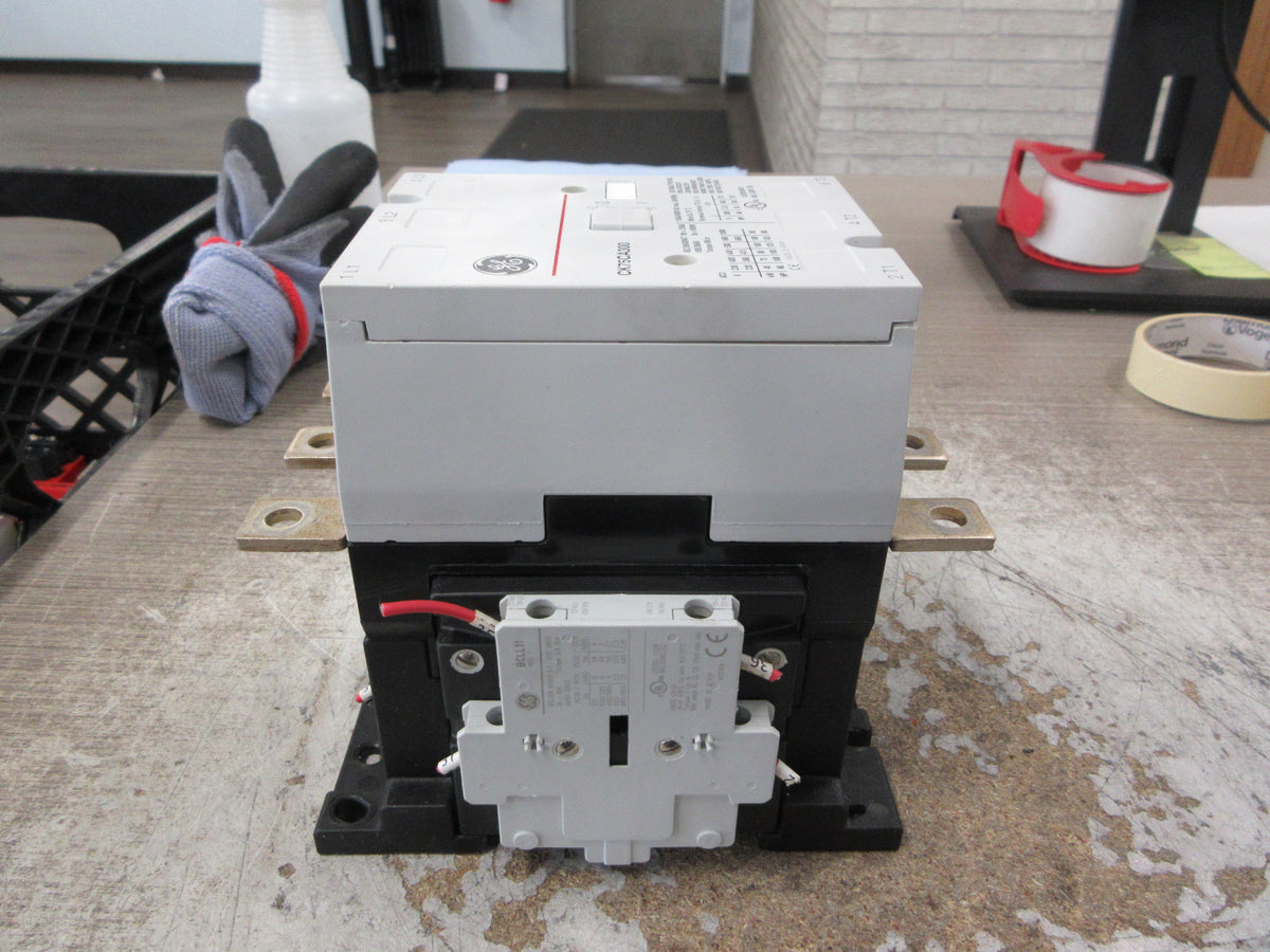 GE Contactor CK75CA300 120V Coil 156A 600V 50/60Hz (1) Aux Contact Used
