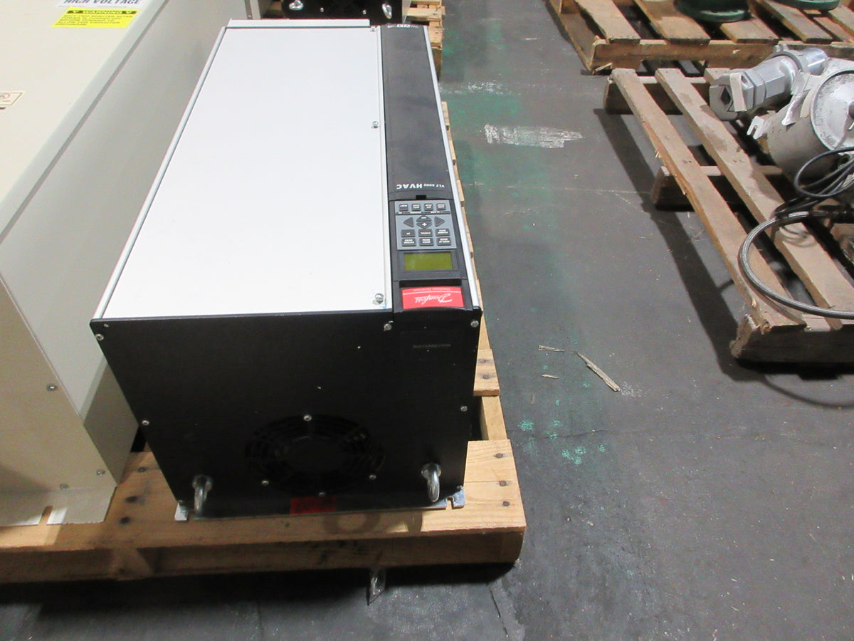 Danfoss VLT 6000 AC Drive 178B4811 100HP 3Ph Used