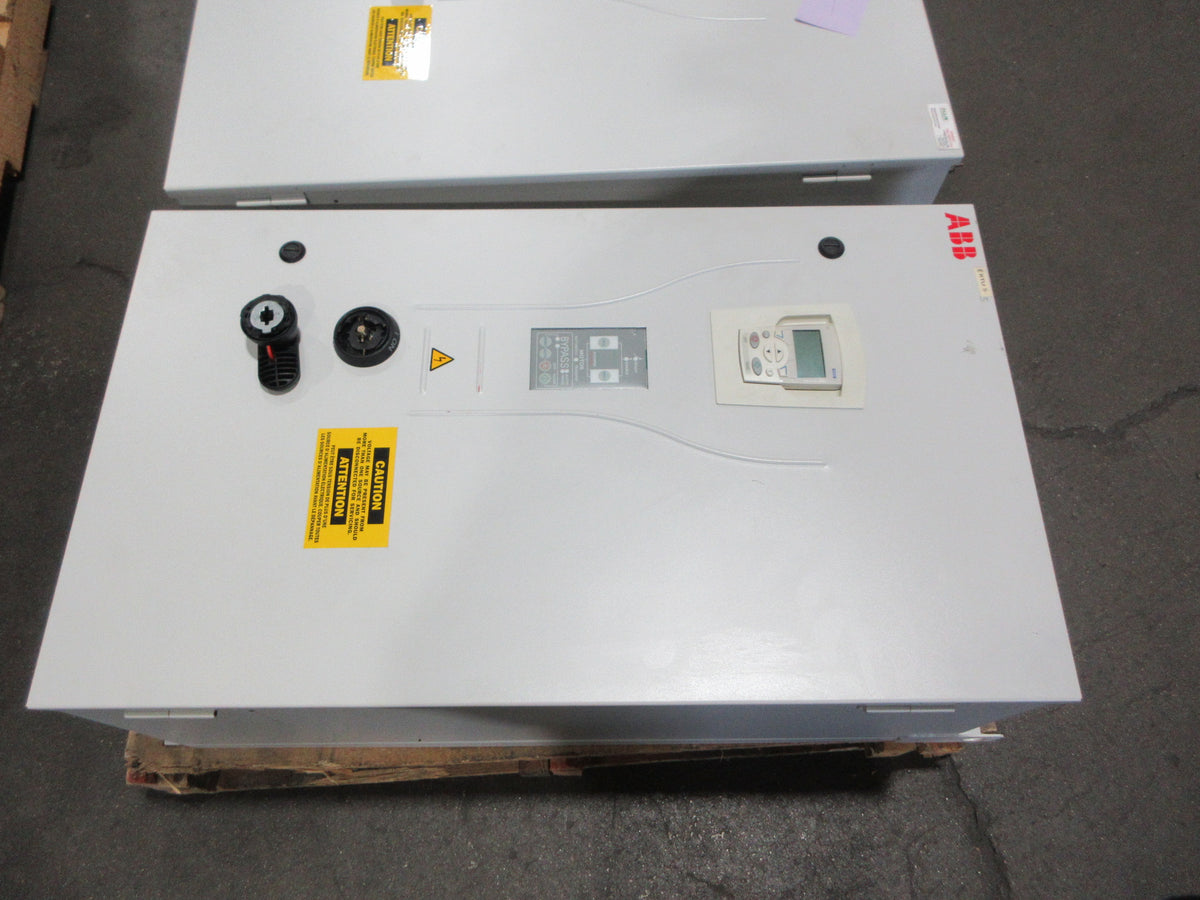 ABB ACH550 AC Drive W/Bypass ACH550-BC-059A-4+F267 40HP 3Ph Used