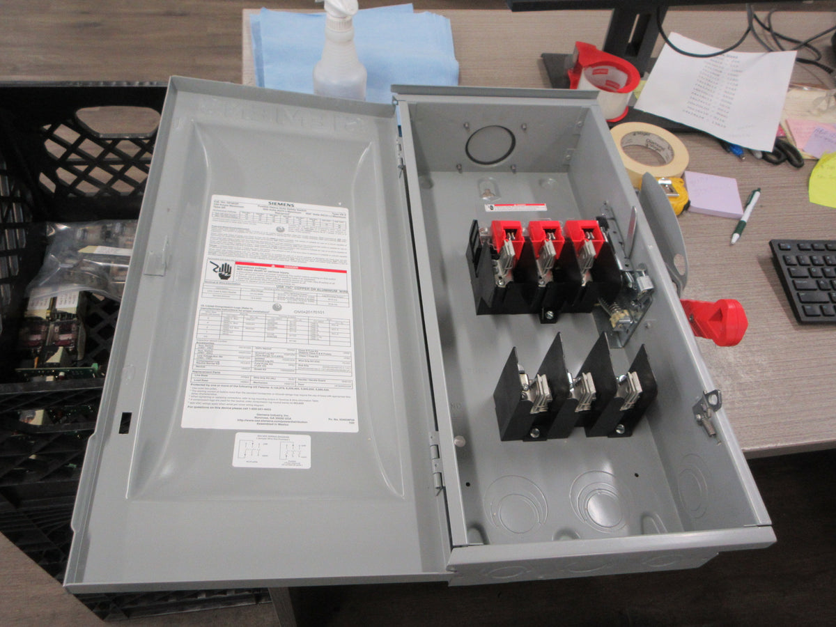 Siemens 3R Fusible Safety Switch/Discinnect HF363R 100A 600V 3P New Surplus