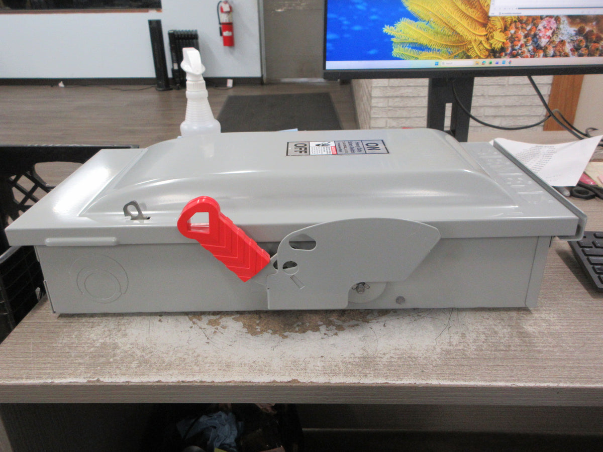 Siemens 3R Fusible Safety Switch/Discinnect HF363R 100A 600V 3P New Surplus