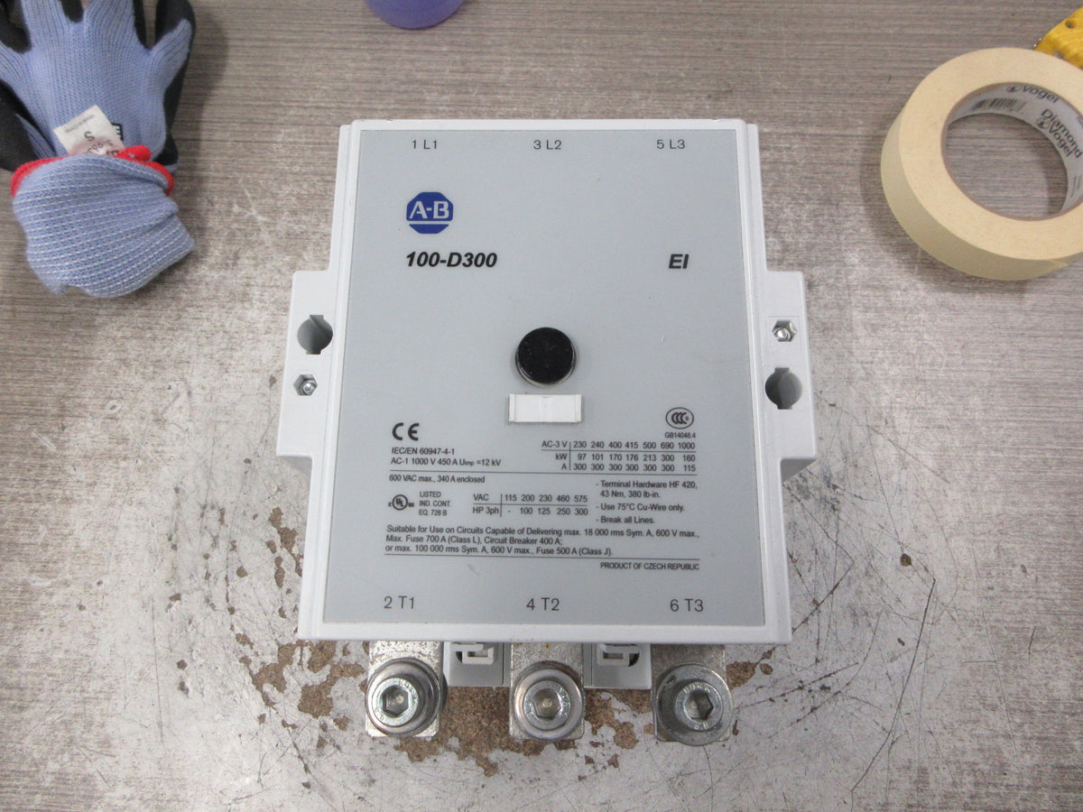 Allen-Bradley Contactor 100-D300 110-130V Coil 340A 600V 3P Used