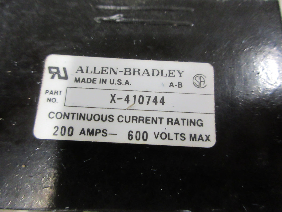 Allen-Bradley Fuseholder X-402238 / X-410744 200A 600V 3P (3) 400A Fuses Used