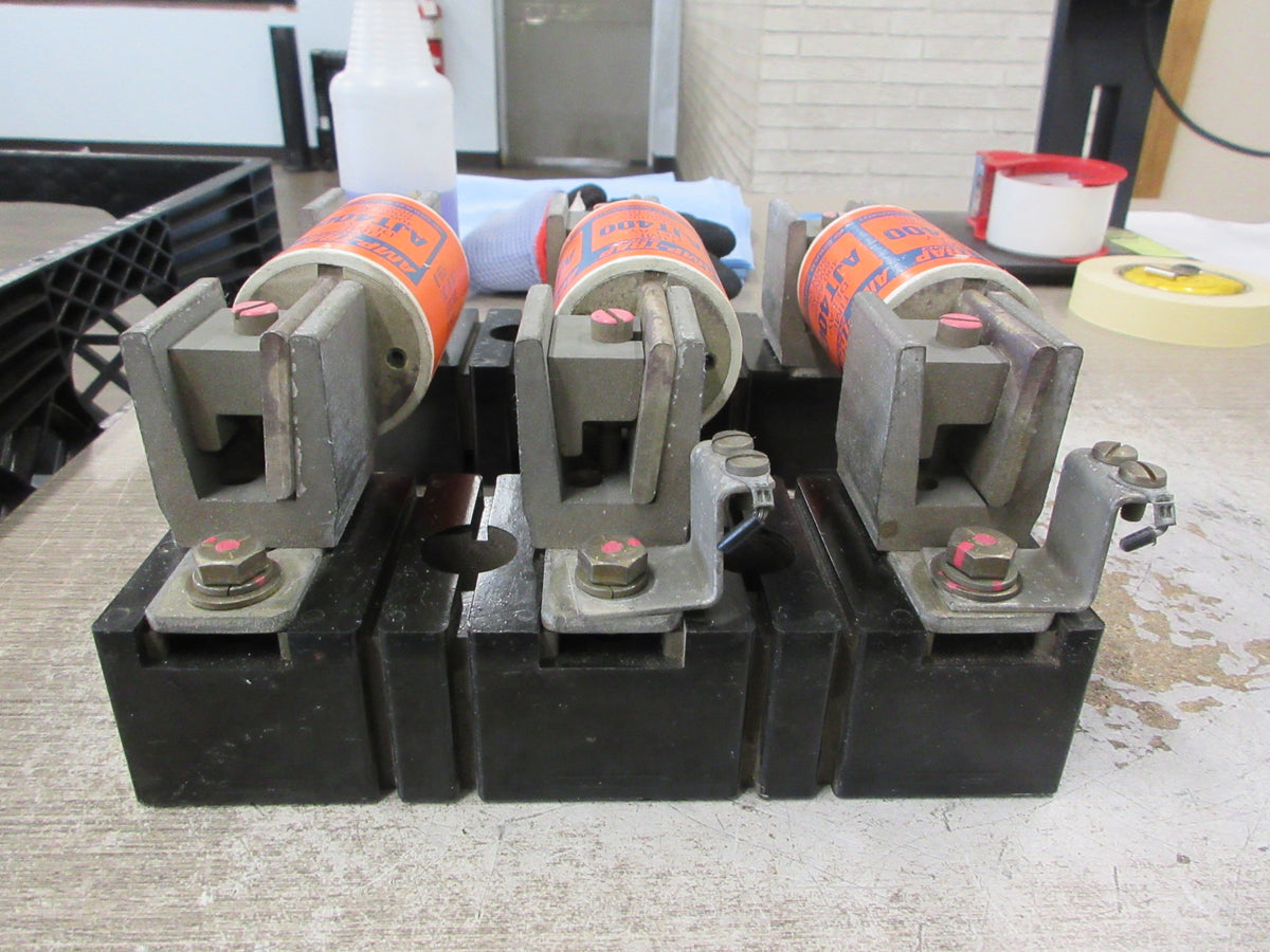 Allen-Bradley Fuseholder X-402238 / X-410744 200A 600V 3P (3) 400A Fuses Used