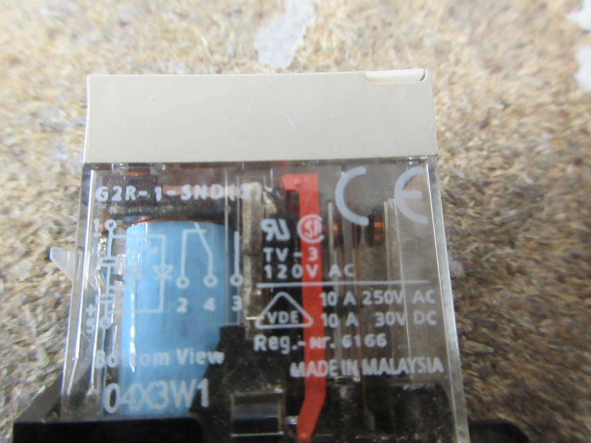Omron Relay G2R-1-SND(S) 24VDC Coil W/Base Used