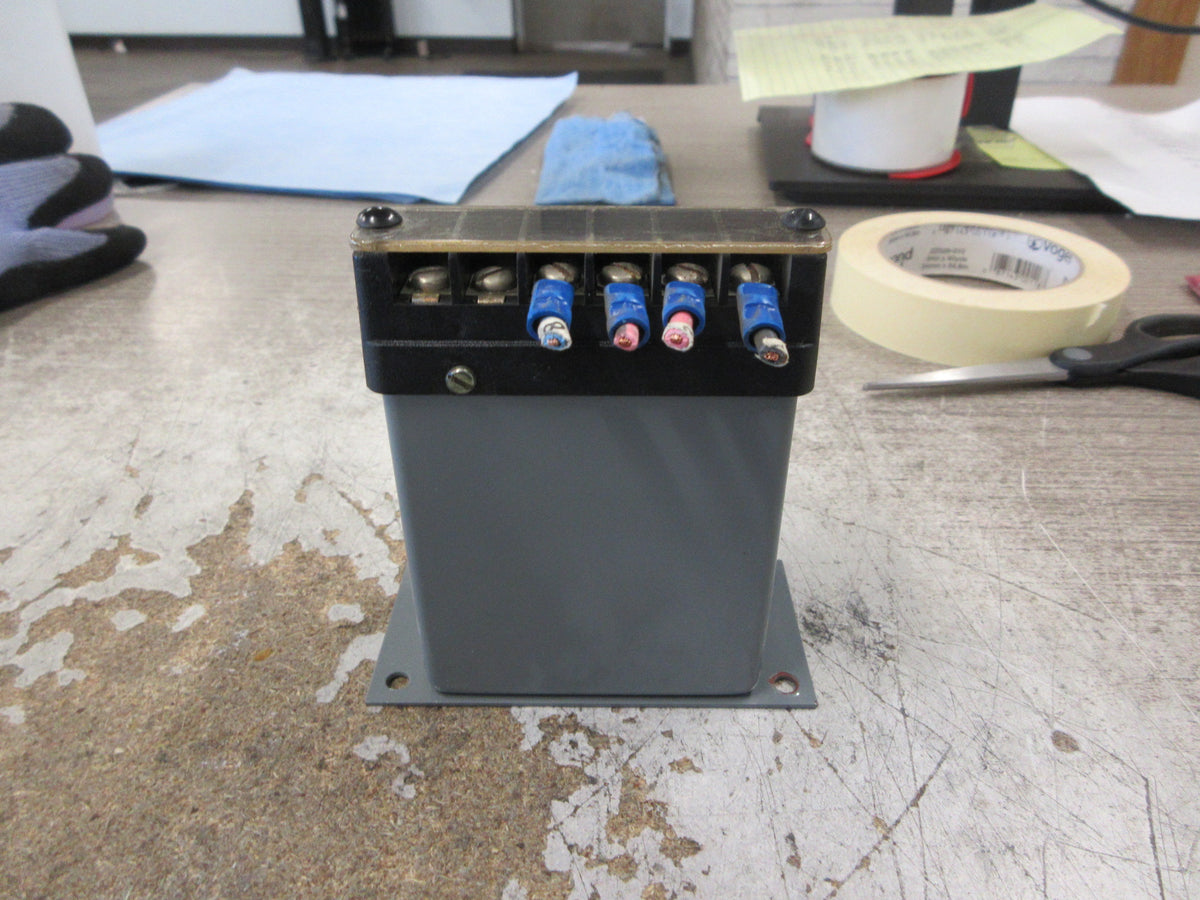 Square D Current Transducer CLE-202001 Input: 0-5A AC Output: 0-1mA Used
