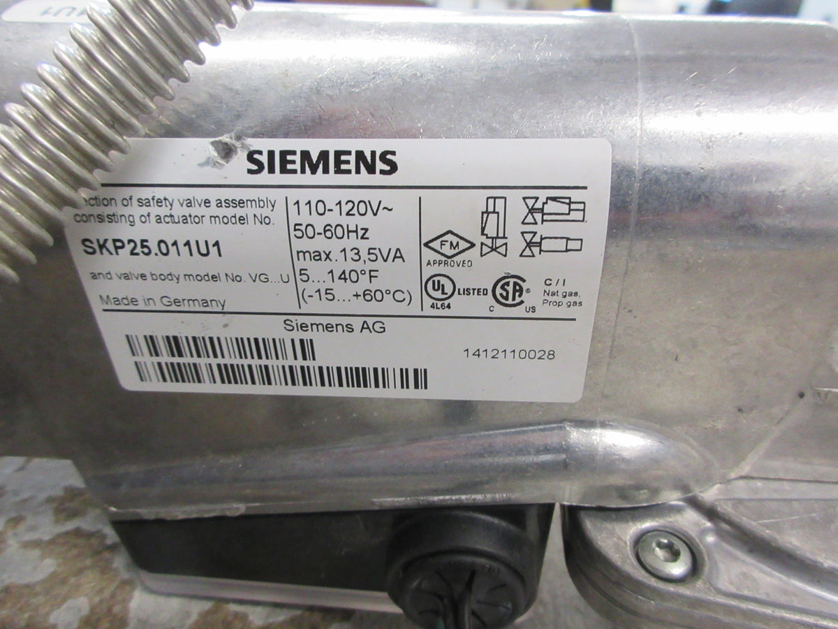 Siemens Gas Valve SKP25.011U1 110-120V 50/60Hz 5-140°F Used