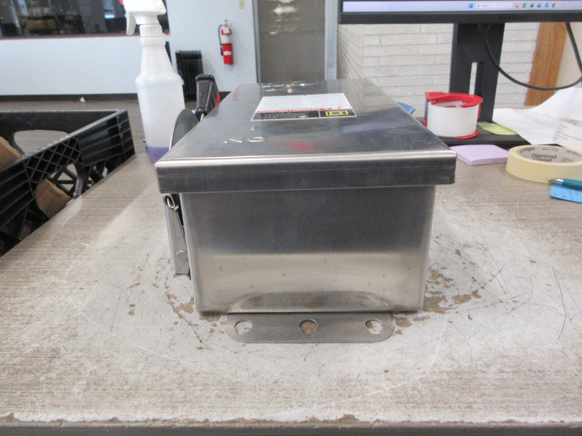 Square D Stainless Steel 3R Non-Fusible Safety Switch/Disconnect New Surplus