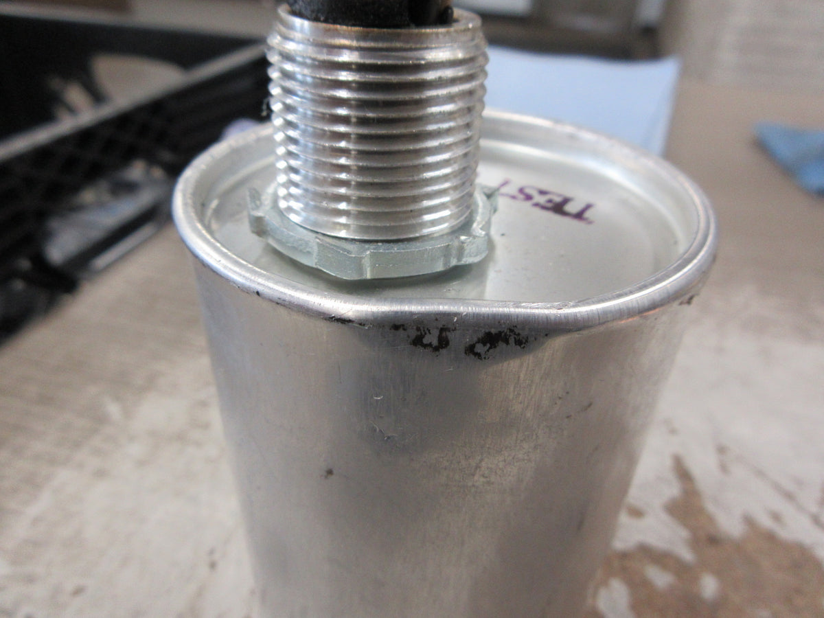 GE Capacitor 9L18BBB301 1-1-1 MFD 650V 60Hz 3P Used