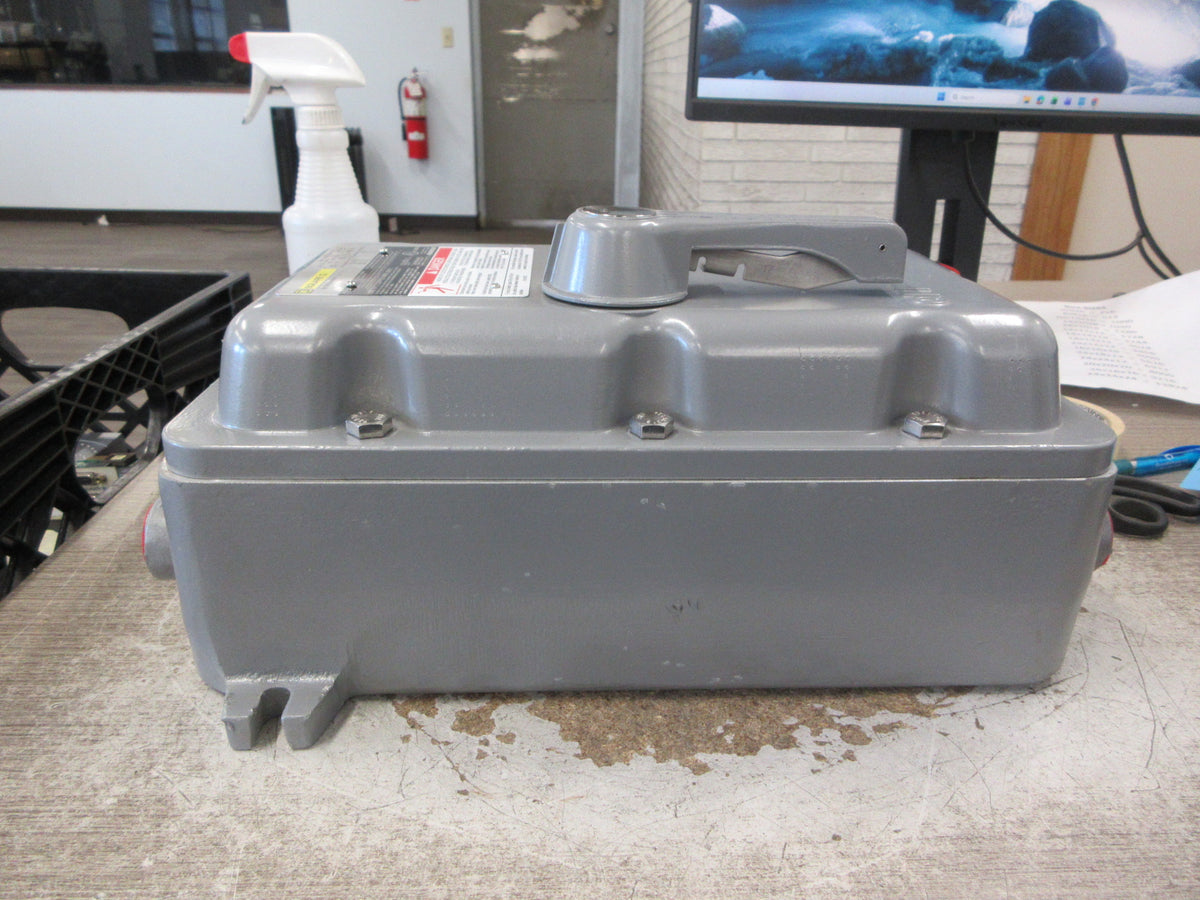 Square D Explosion-Proof Enclosed Switch H60XFA Ser. E01 60A 600V New Surplus