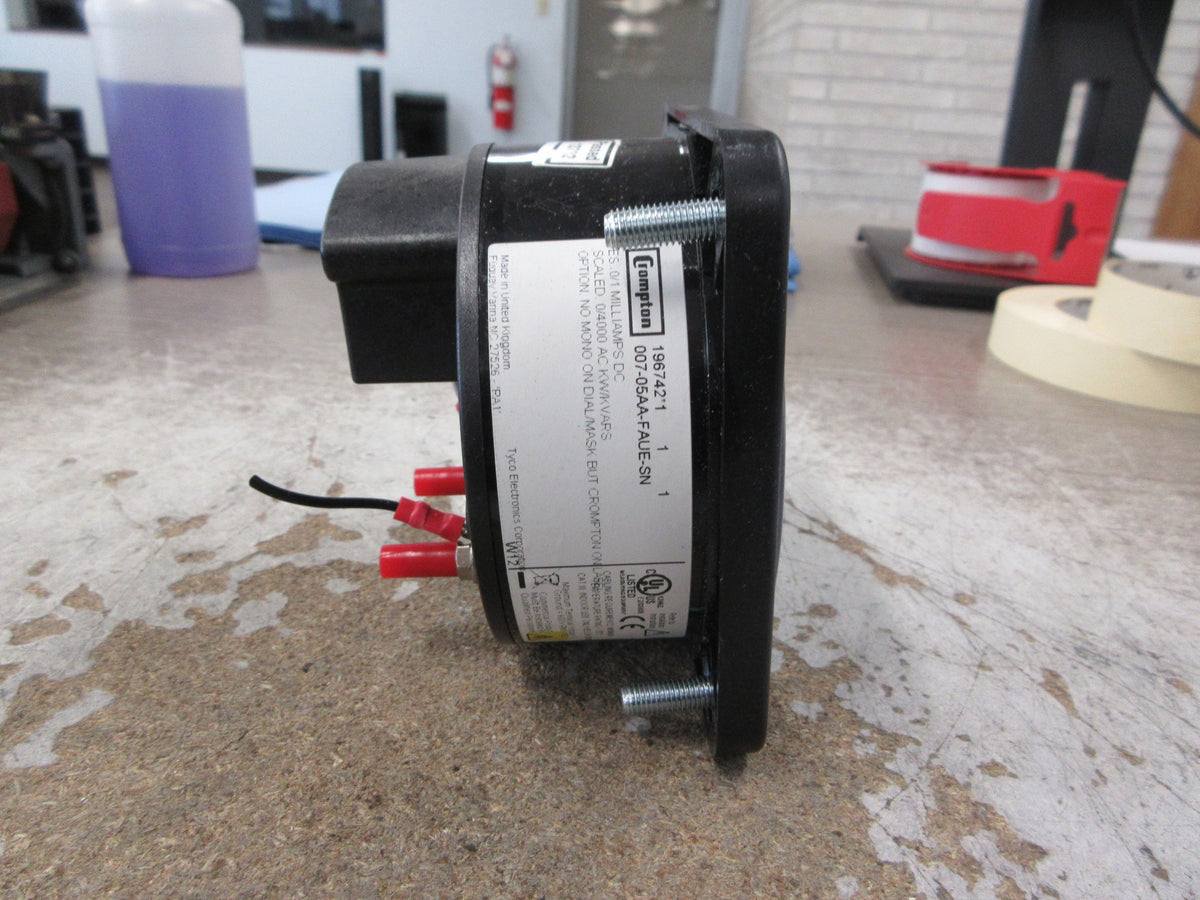 Crompton AC KW/KVAR Meter 007-05AA-FAUE-SN Range: 0-4000 KW/KVAR Used