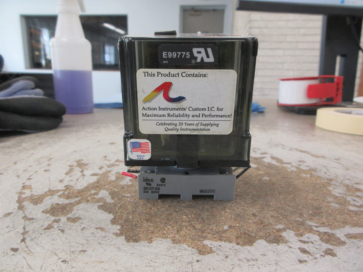 Action Instruments Action Pak Signal Conditioner 4380-2000 Power: 120VAC Used