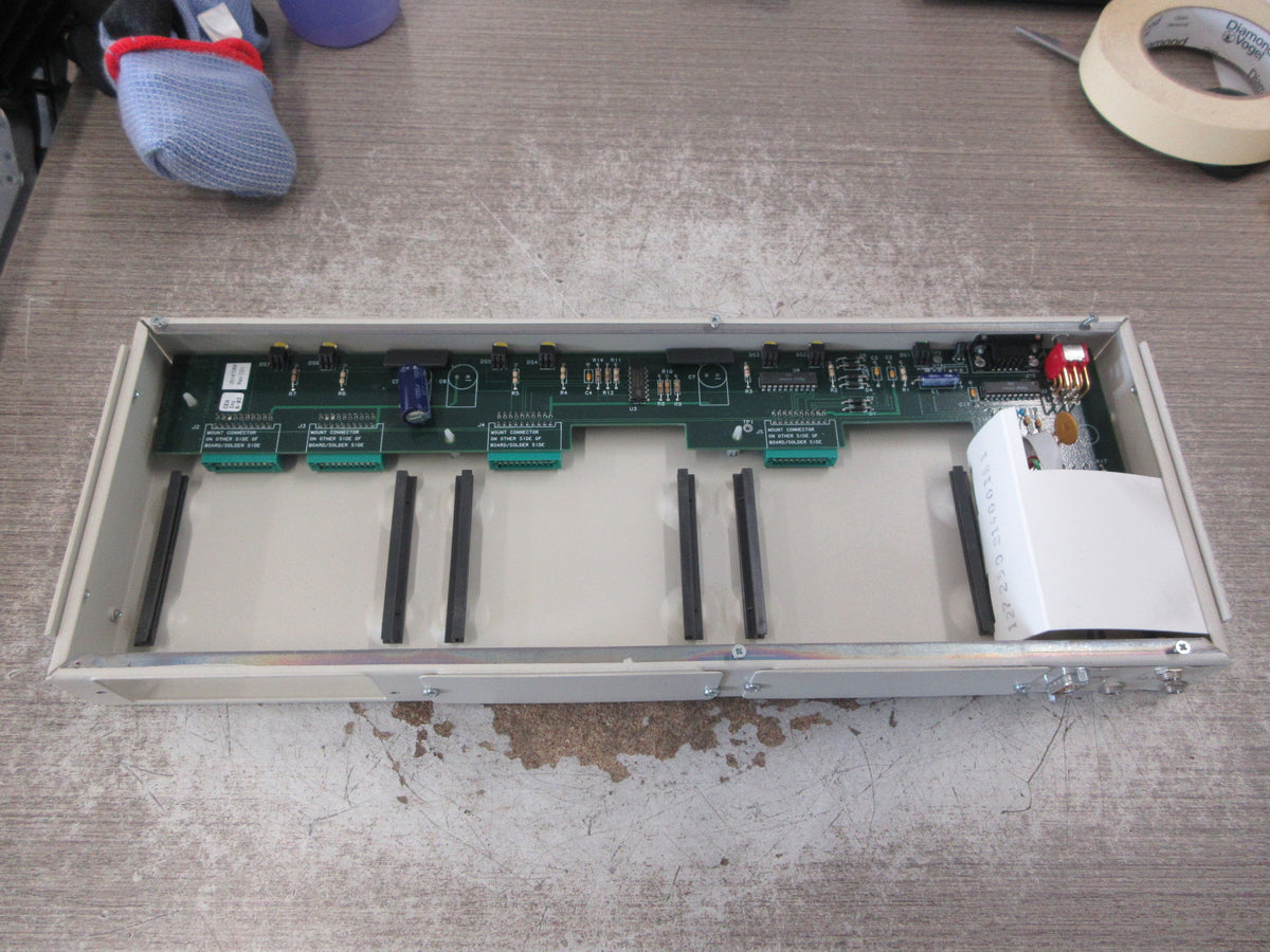 Eaton Expansion Chassis 118400187 Rev. P00 Used