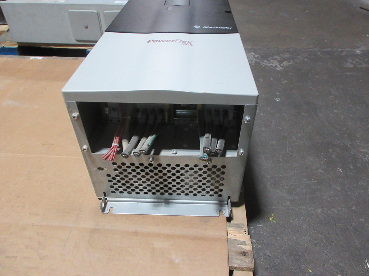 Allen-Bradley PowerFlex 700 AC Drive 20BD096A3AYNAND0 Ser. B 75HP 3Ph Used